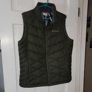 Columbia Olive Quilted Vest